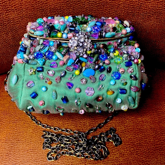 Mary Frances
Small Light Green Satin Beaded Shoulder Bag
7"L x 3"W x 6"H